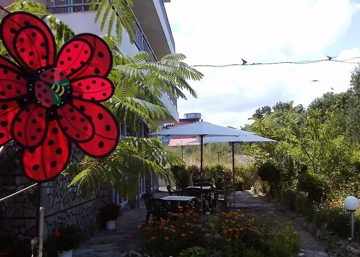 Prt Rainbow Casa de hóspedes Lozenets