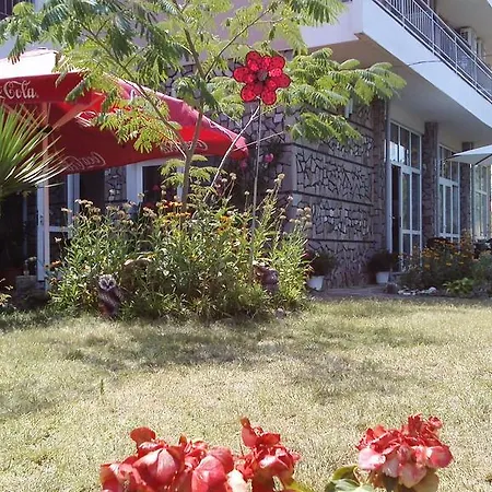 Guest house Prt Rainbow Lozenets