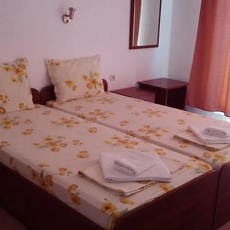 Guest house Prt Rainbow Lozenets